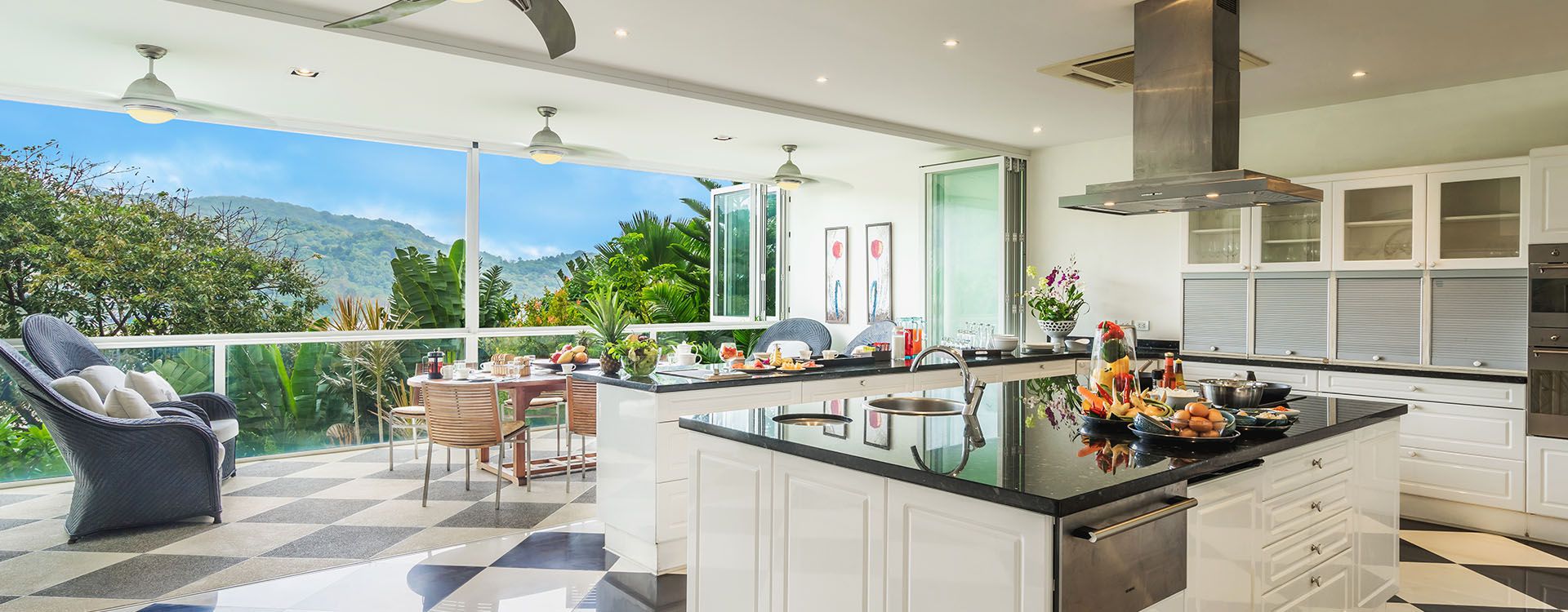 Villa Amanzi - Kitchen setting